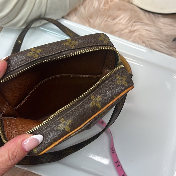 LOUIS VUITTON Danube shoulder crossbody bag Monogram - Picture 7 of 10